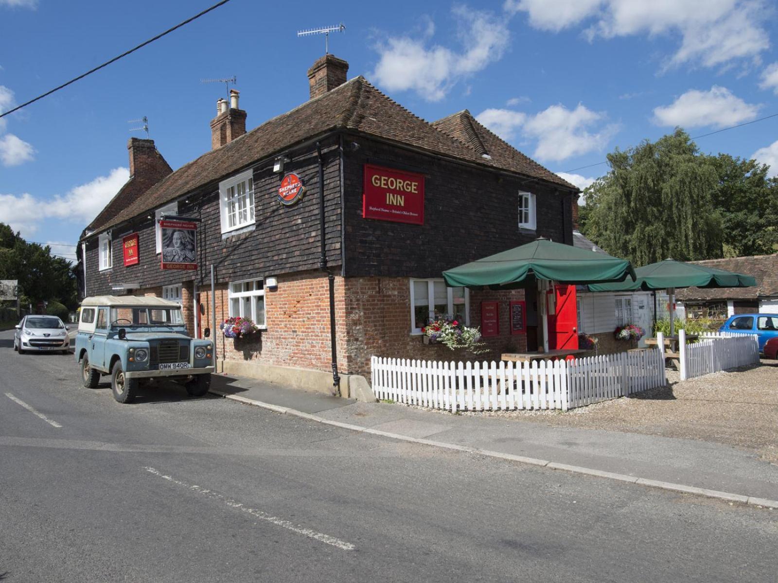 Palace Farm Courtyard And Granary Rooms Doddington  Экстерьер фото